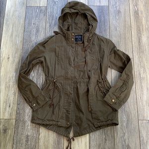 The perfect army green jacket!!